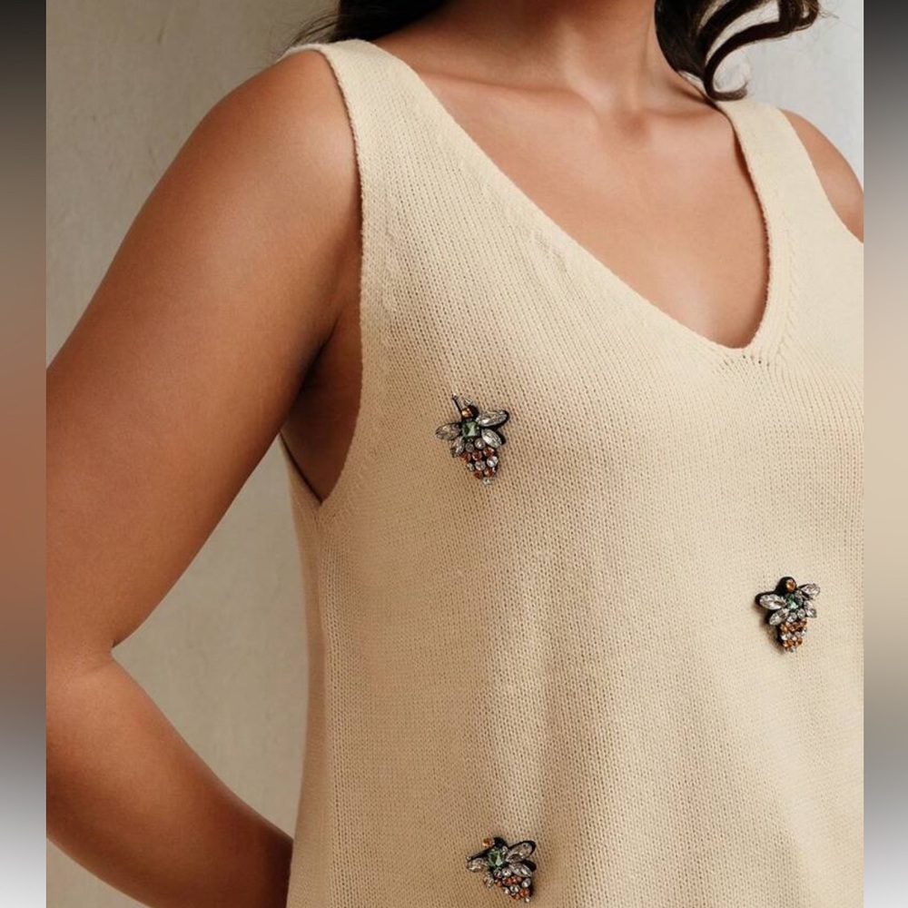 💎 PLUS Embellished Sweater 💎 - Picture 2 of 8